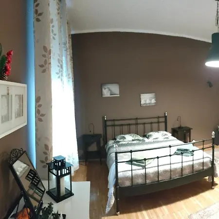 Elpida Apartmán *